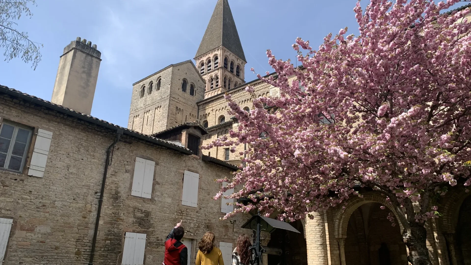 Vue de l'Abbaye Saint-Philibert depuis le cloître, Journées Européennes du Patrimoine